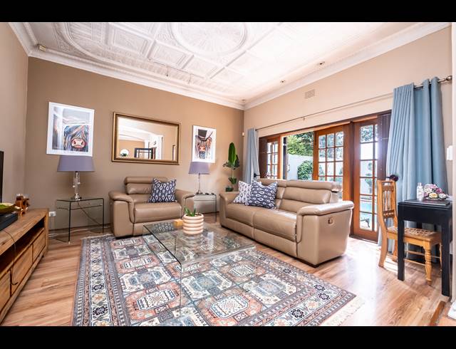 2 BEDROOM HOUSE RENTED IN NORWOOD